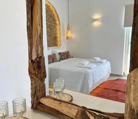 Thealos Santorini Aparthotel Pyrgos Kallistis