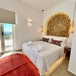 Thealos Santorini 4*